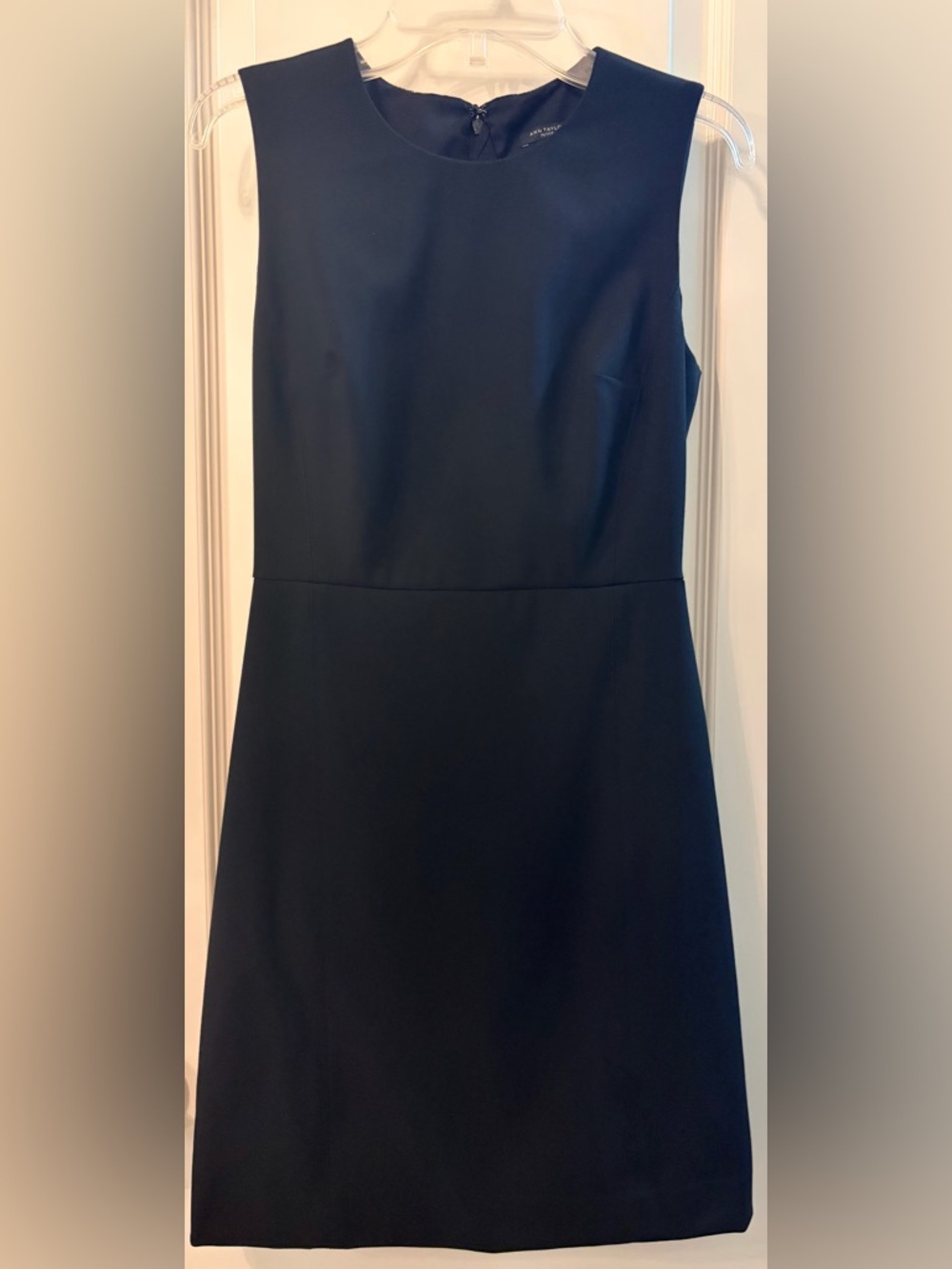 Ann Taylor Black Sleeveless Sheath Dress P00